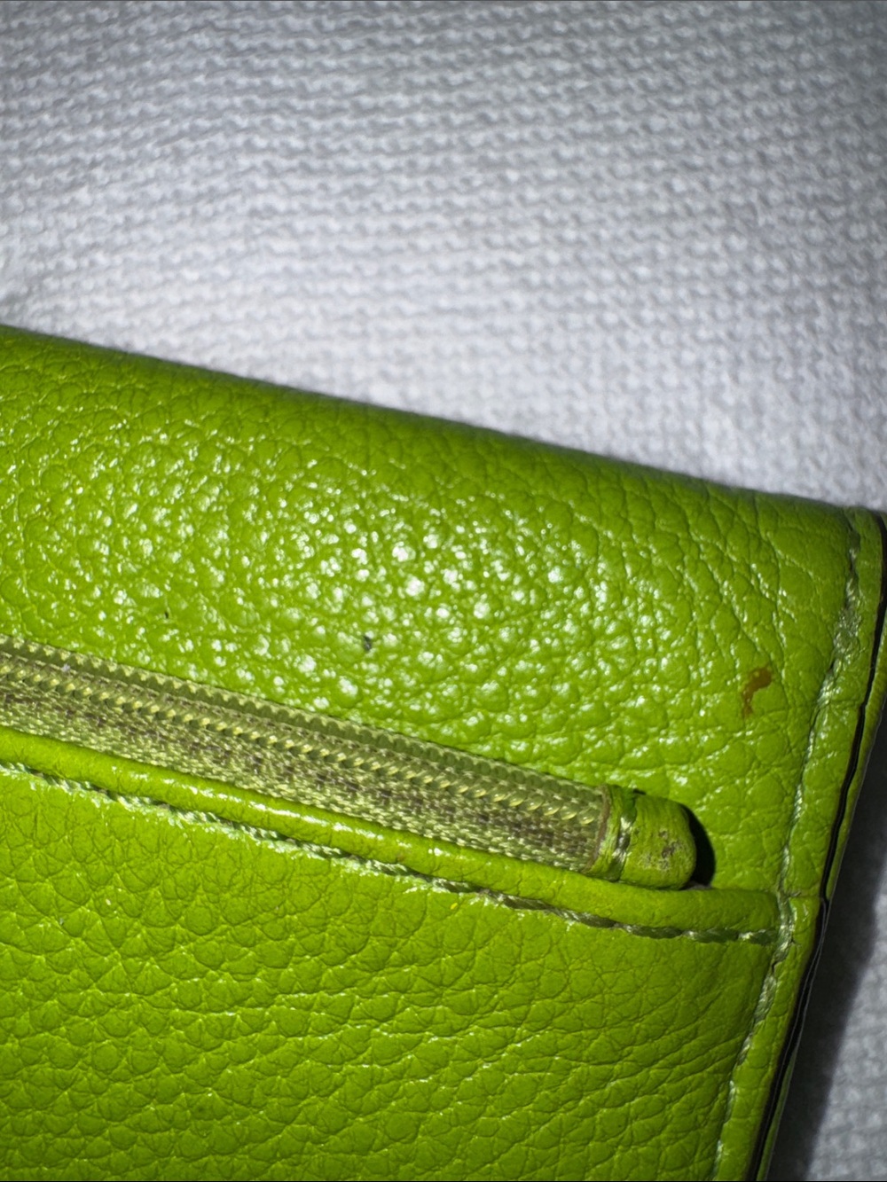 Michael Kors Lime Green Pebbled Leather Wallet - Picture 14 of 16